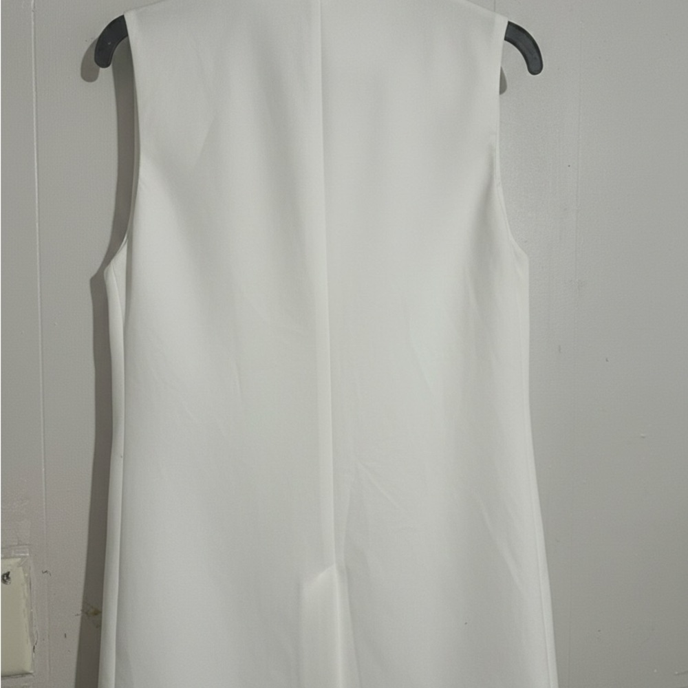 New Look Elegant White Vest - Picture 2 of 8